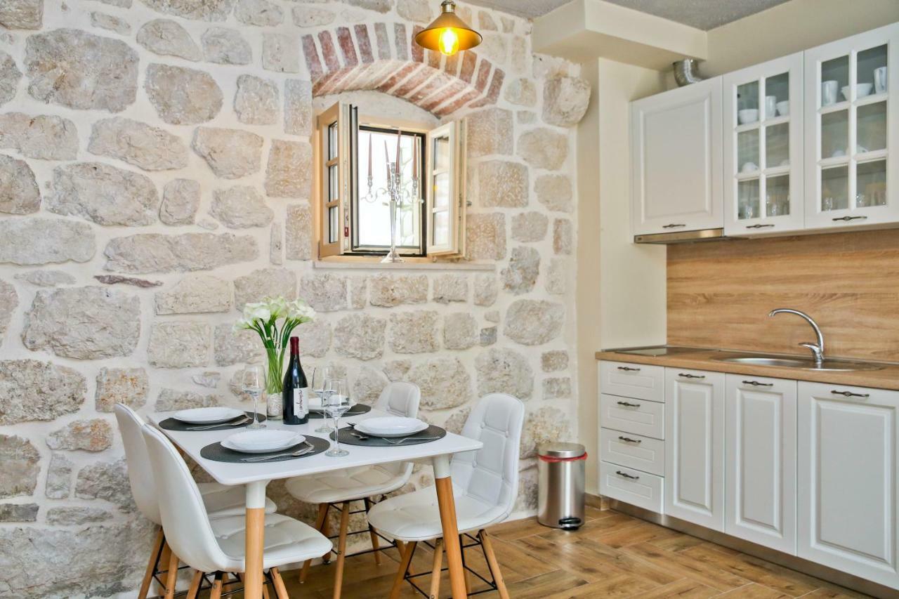Vila Maestral Kotor Rom bilde